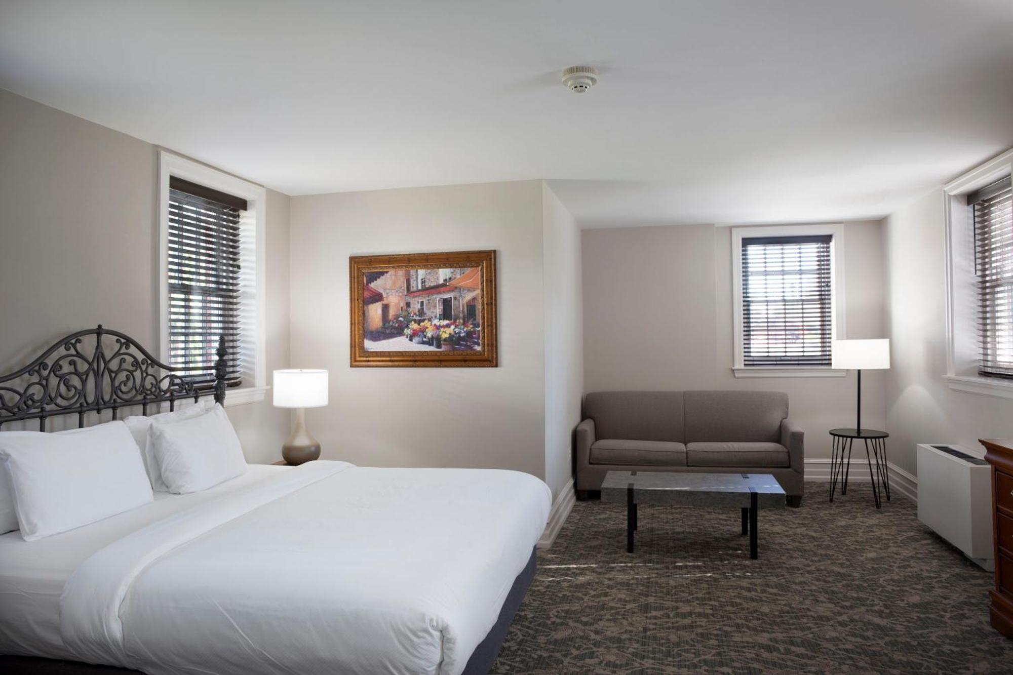 Blue Bell Normandy Farm Hotel & Conference Center מראה חיצוני תמונה